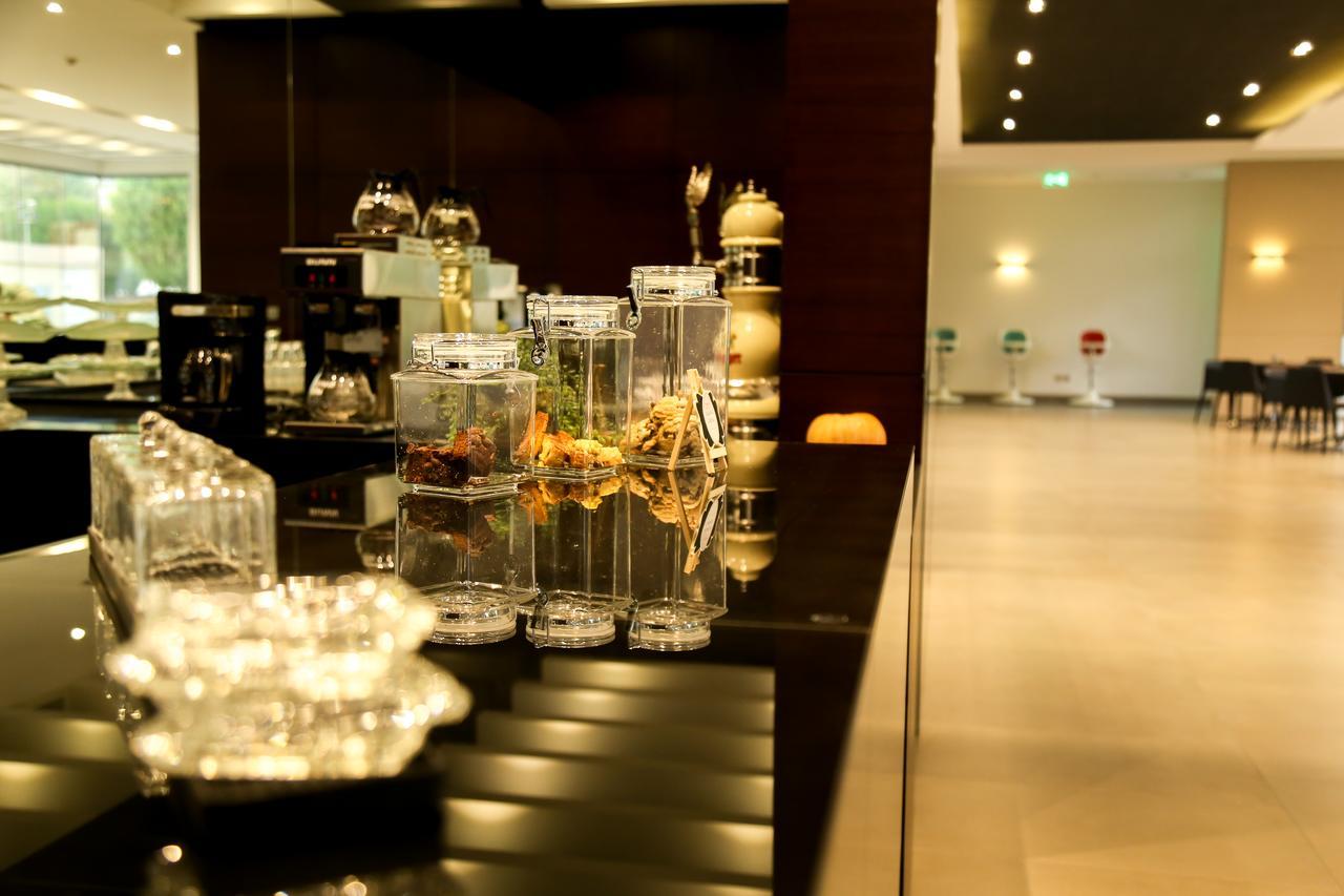 M Executive Residence & Boutique Hotel - Adults Only アル・コバール エクステリア 写真