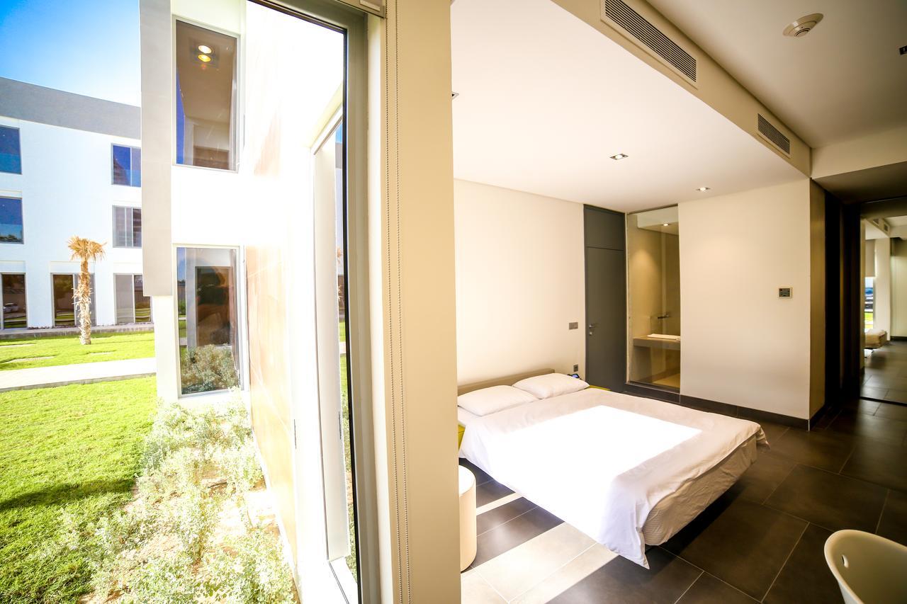 M Executive Residence & Boutique Hotel - Adults Only アル・コバール エクステリア 写真
